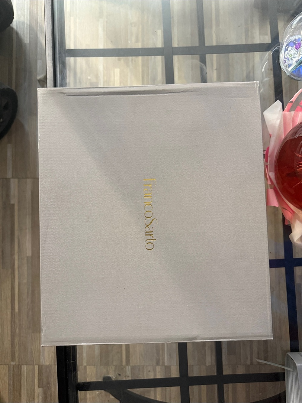 Women Accessories - Unknown Box